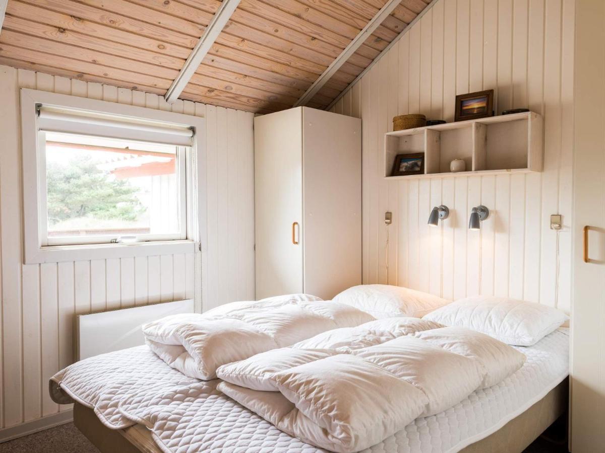 Holiday Home Hvide Sande Xxx Bjerregård Oda fotoğraf